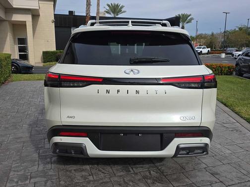 2025 INFINITI QX60 SENSORY