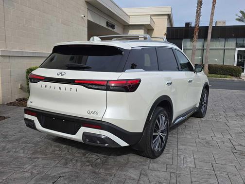 2025 INFINITI QX60 SENSORY