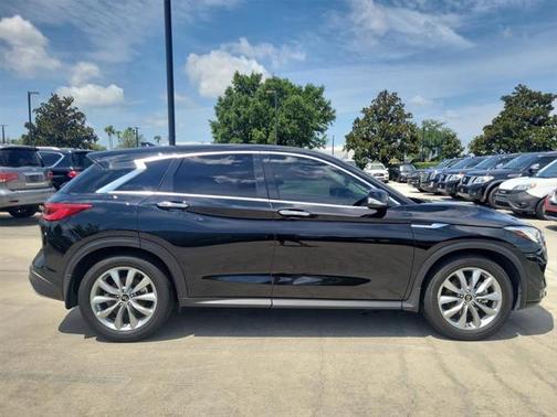 2021 INFINITI QX50 PURE