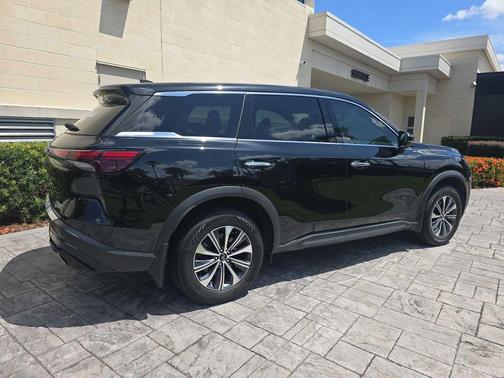 2024 INFINITI QX60 Pure