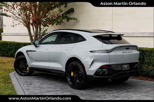 2026 Aston Martin DBX 707