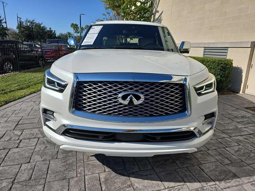 2023 INFINITI QX80 SENSORY AWD