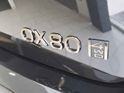 2026 INFINITI QX80 AUTOGRAPH AWD