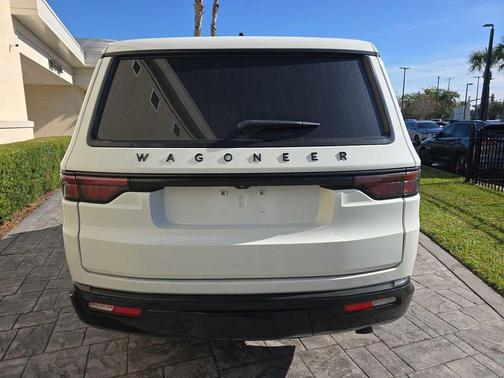 2024 Jeep Wagoneer Series II Carbide 4x4