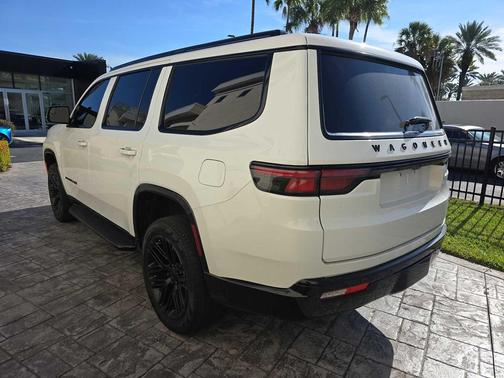 2024 Jeep Wagoneer Series II Carbide 4x4