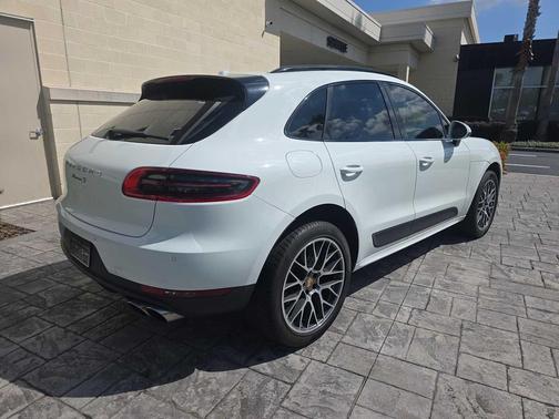 2018 Porsche Macan S