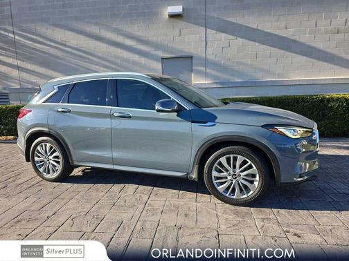 2023 INFINITI QX50 LUXE