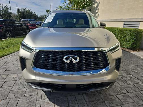 2025 INFINITI QX60 SENSORY
