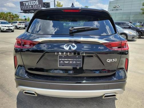 2024 INFINITI QX50 LUXE
