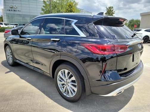 2024 INFINITI QX50 LUXE