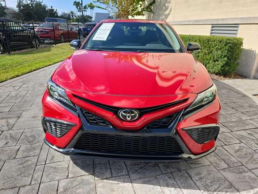 2022 Toyota Camry SE