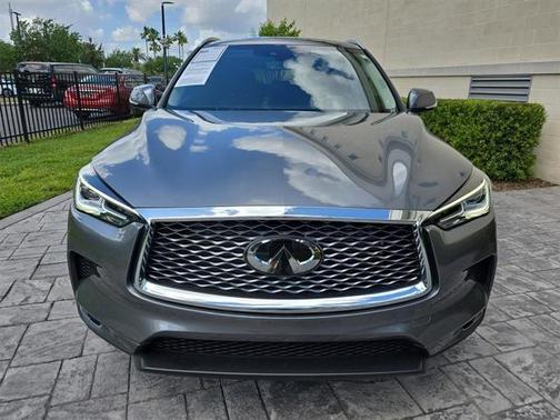 2024 INFINITI QX50 LUXE