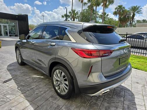2024 INFINITI QX50 LUXE