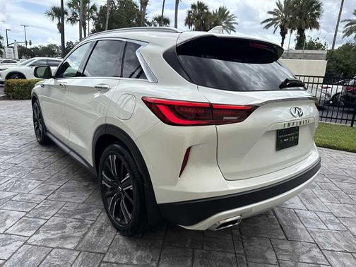 2021 INFINITI QX50 LUXE
