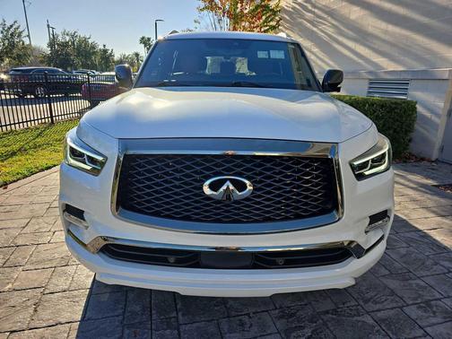 2024 INFINITI QX80 SENSORY AWD