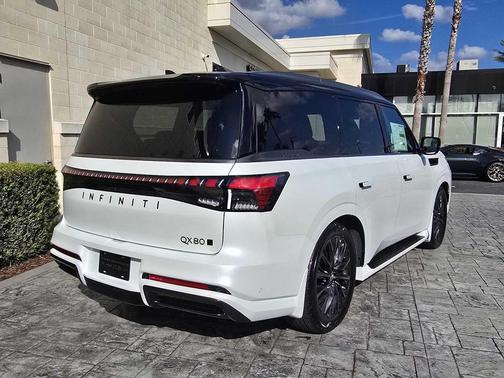 2026 INFINITI QX80 AUTOGRAPH