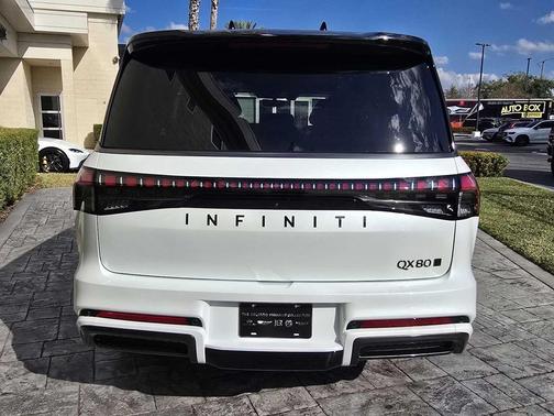 2026 INFINITI QX80 AUTOGRAPH