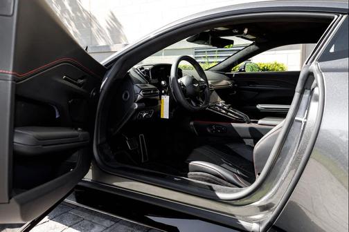 2026 Aston Martin Vantage 