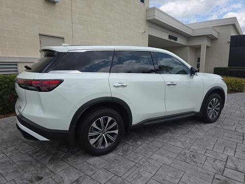 2024 INFINITI QX60 Pure