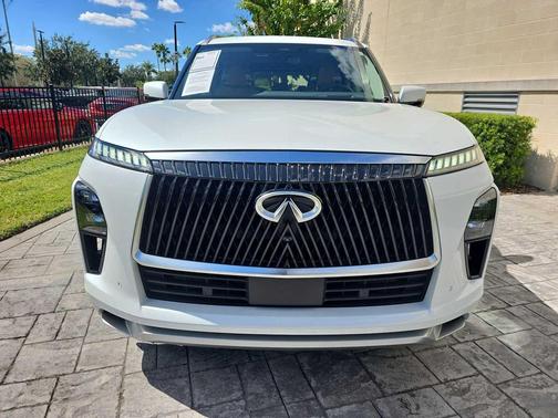 2025 INFINITI QX80 SENSORY AWD