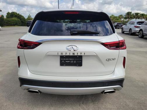 2021 INFINITI QX50 LUXE
