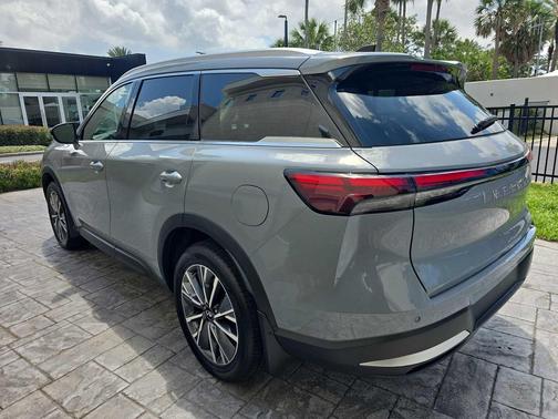 Harbor Gray 2027 INFINITI QX60 LUXE FWD