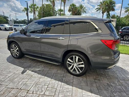 2018 Honda Pilot Touring