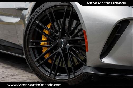 2025 Aston Martin Vantage 