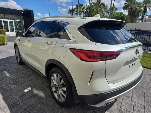 2022 INFINITI QX50 ESSENTIAL