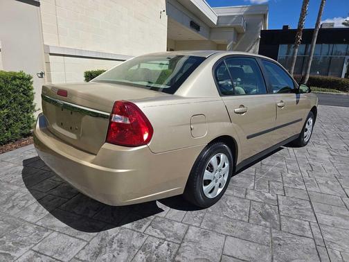 2005 Chevrolet Malibu Base