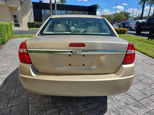 2005 Chevrolet Malibu Base