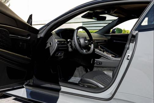 2026 Aston Martin DB12 2 DR COUPE