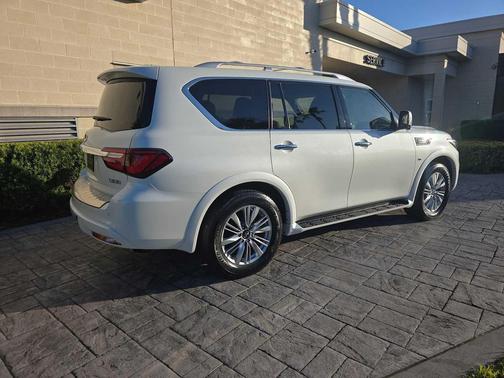 2020 INFINITI QX80 Luxe