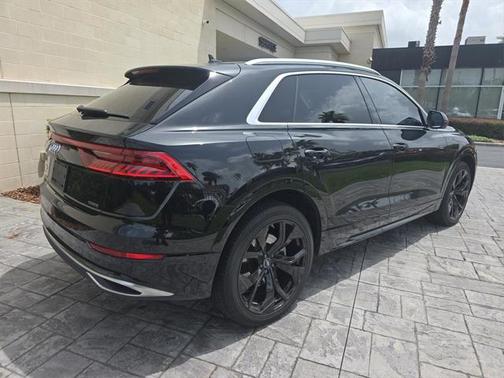 2023 Audi Q8 55 Premium Plus