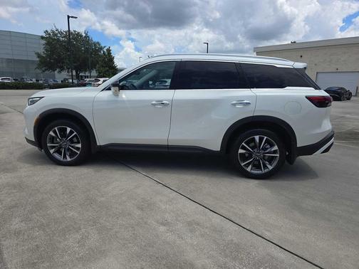 2024 INFINITI QX60 Luxe