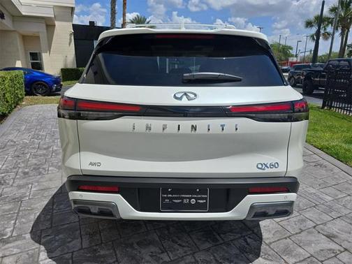 2025 INFINITI QX60 SENSORY
