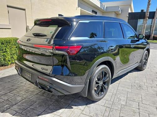 2025 INFINITI QX60 Luxe