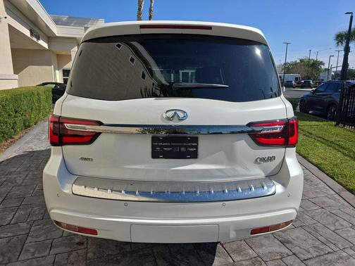 2024 INFINITI QX80 PREMIUM SELECT AWD