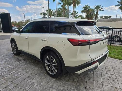 2022 INFINITI QX60 Luxe