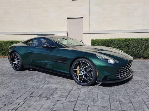 2025 Aston Martin Vanquish V12