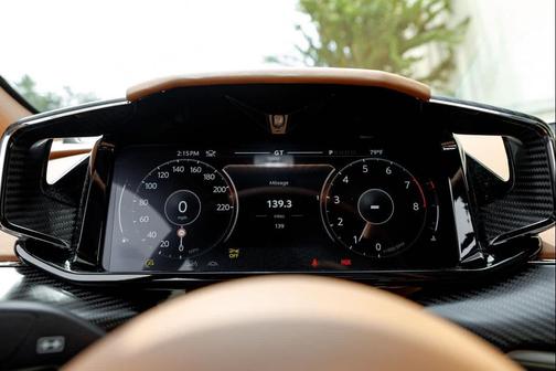 2025 Aston Martin Vanquish V12