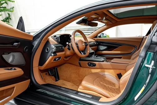 2025 Aston Martin Vanquish V12