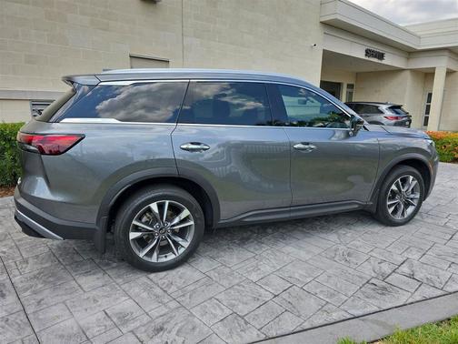 2024 INFINITI QX60 Luxe