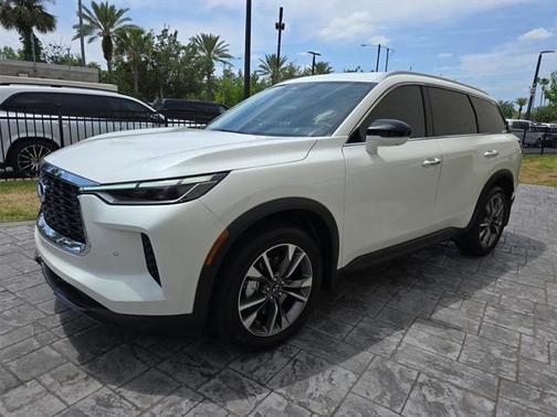 2025 INFINITI QX60 Luxe