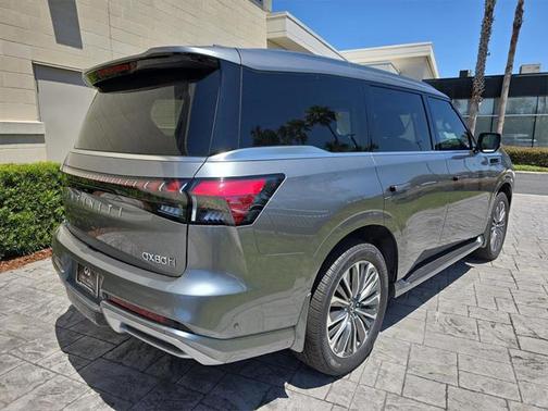 2025 INFINITI QX80 SENSORY AWD
