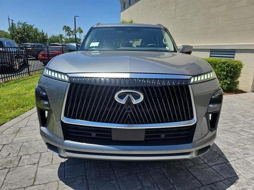 2025 INFINITI QX80 SENSORY AWD