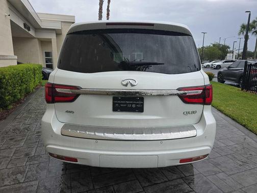 2023 INFINITI QX80 PREMIUM SELECT AWD