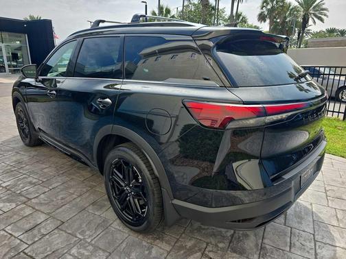 2026 INFINITI QX60 Base