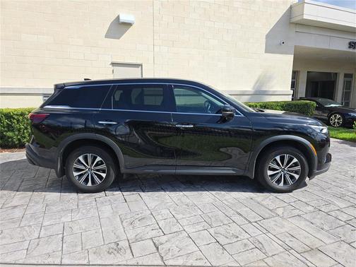 2024 INFINITI QX60 Pure