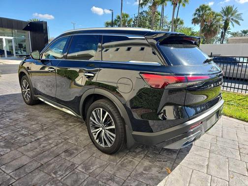 2023 INFINITI QX60 SENSORY